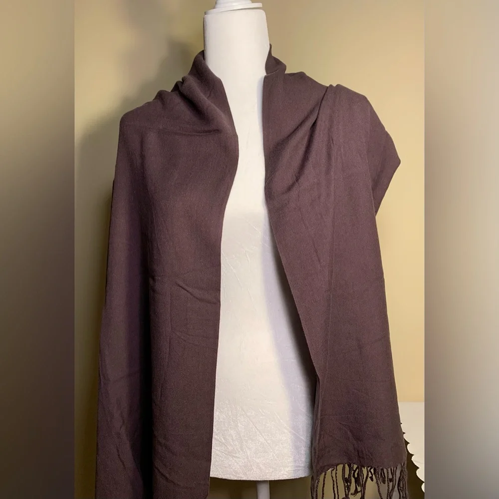 EUC/NWOT Fashion Scarf: Fringed, Purplish Brown, Wide, Rayon